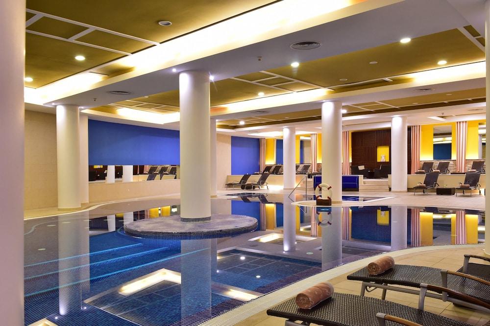 佩斯塔纳赌场公园酒店&赌场 丰沙尔 外观 照片 The spa at the hotel