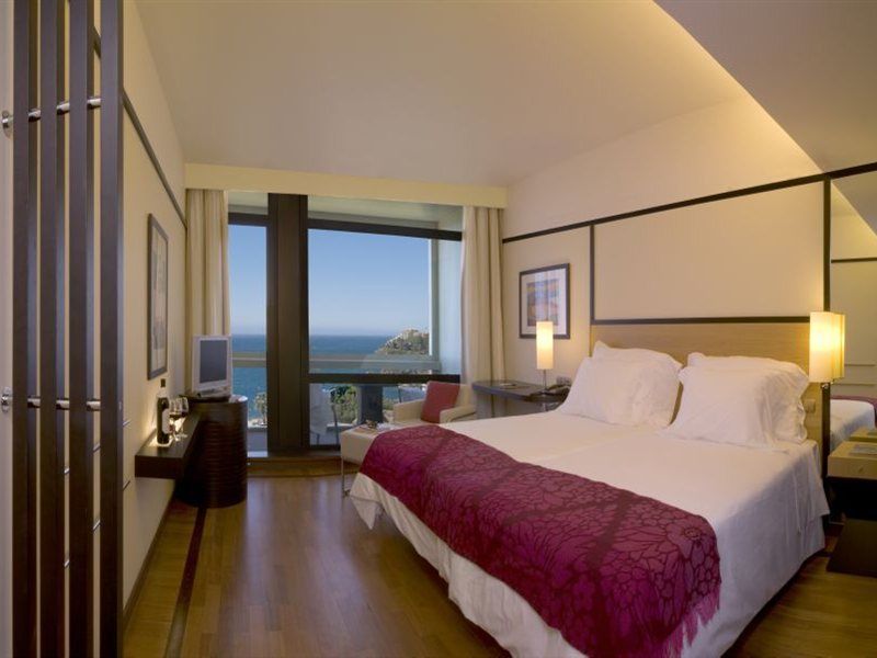 佩斯塔纳赌场公园酒店&赌场 丰沙尔 外观 照片 A room at the hotel